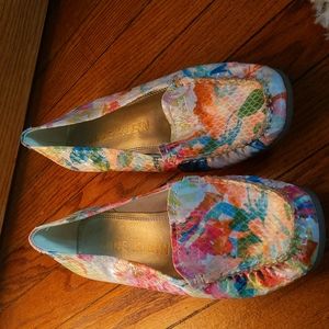 Floral rainbow Anne Klein loafers size 9
